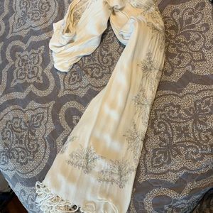 Off white scarf